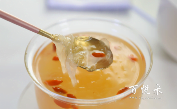 吃不上燕窩，但是可以自制燕窩，這道甜品勝似燕窩，清熱解毒